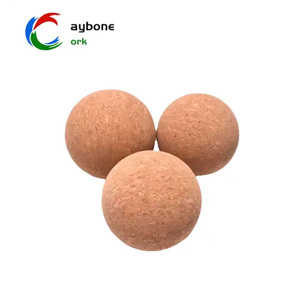 தடிமனான கார்க் பட்டைகள் பல செயல்பாடுகளைக் கொண்டுள்ளன